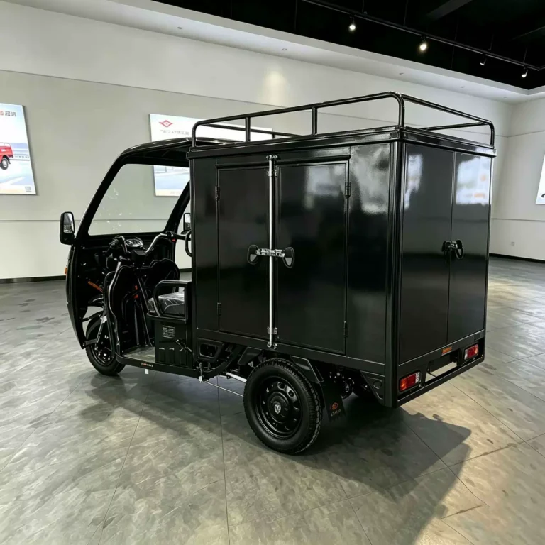 WeldSen Gasoline Enclosed Cabin Off-Road Agricultural Cargo Tricycle